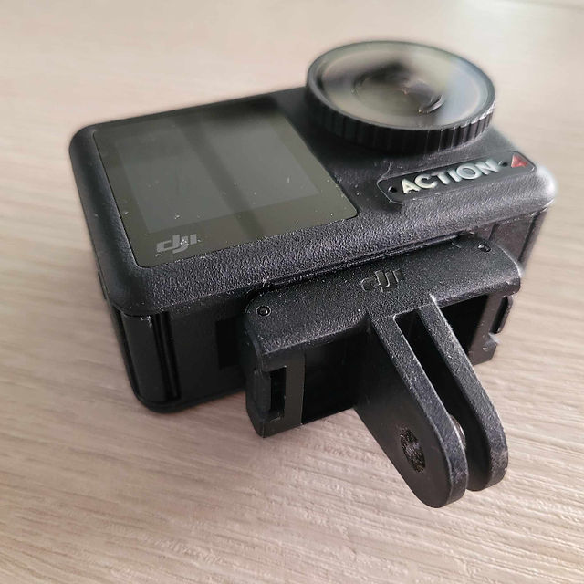 DJI Osmo 4 camera tripod attachment